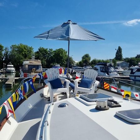 Traditional Boat Hotel Thorpe  Kültér fotó