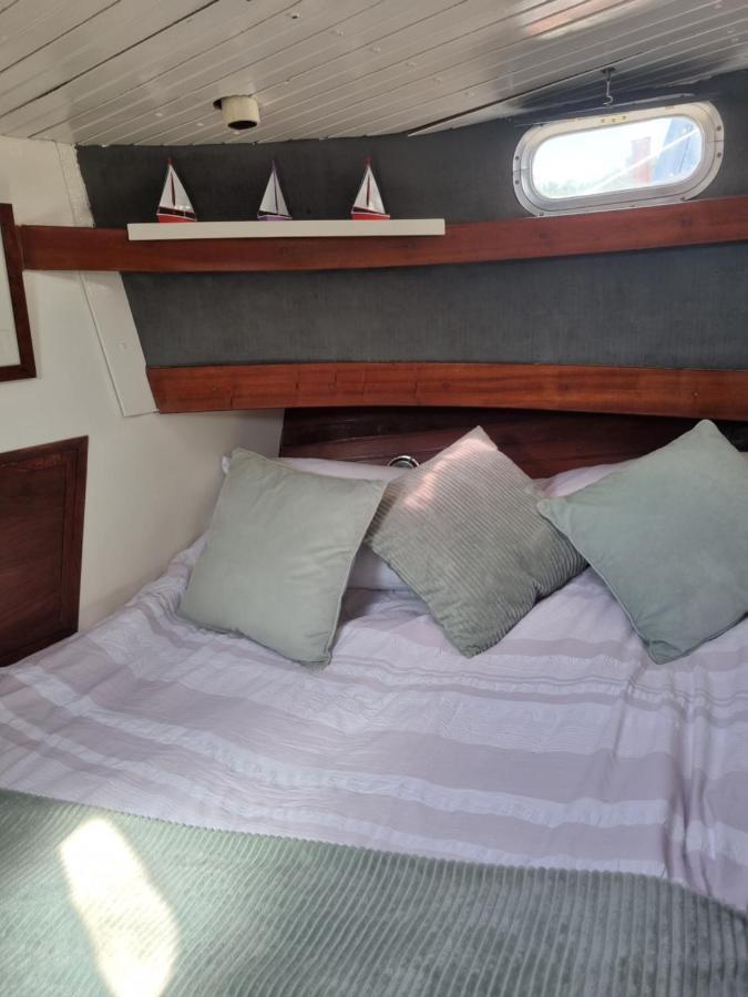 Traditional Boat Hotel Thorpe  Kültér fotó